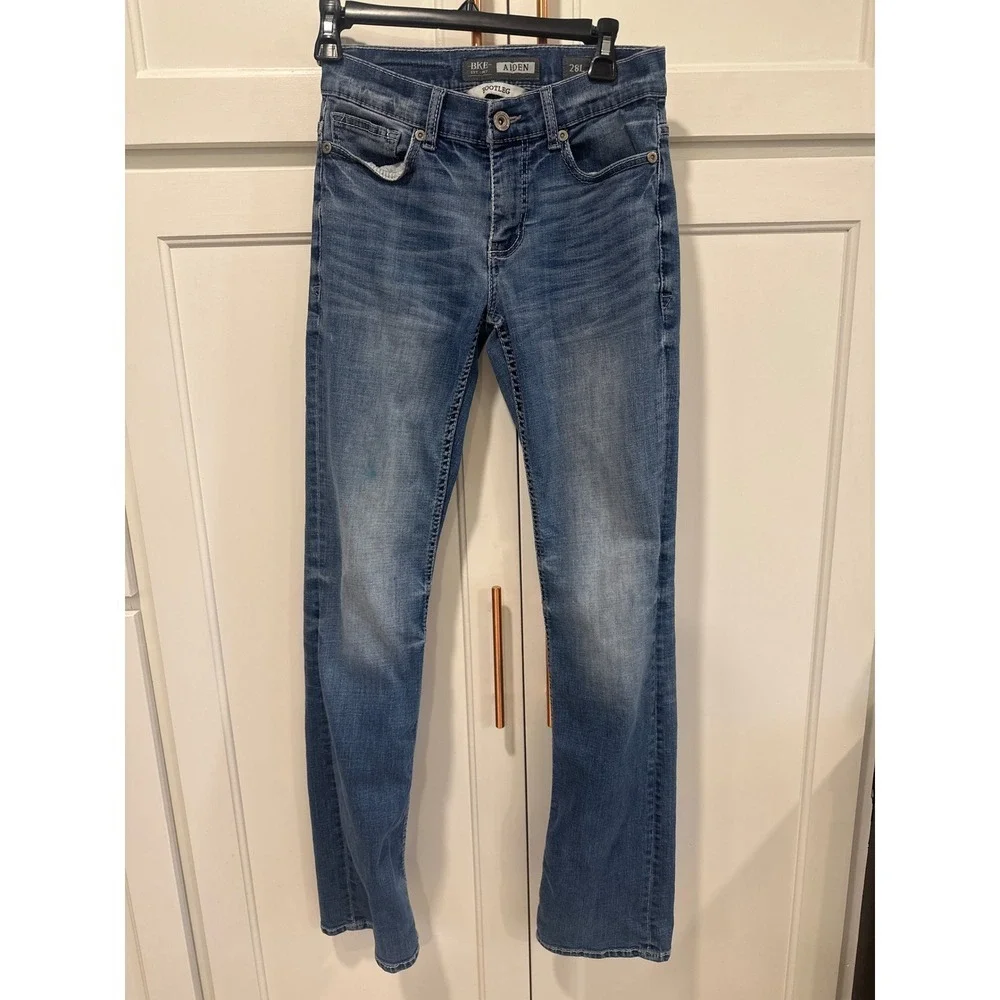 BKE Aiden Bootleg Jeans Mens 28L Medium Wash Denim Pants casual read